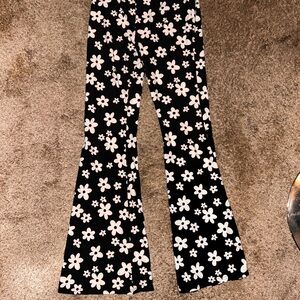 liz & co. Black Floral Flare Spandex Pants